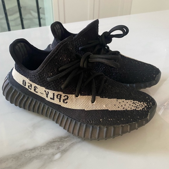 Adidas Yeezy Boost 350 V2 - Picture 2 of 7